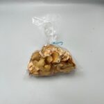 Manzana deshidratada en bolsa de celofán